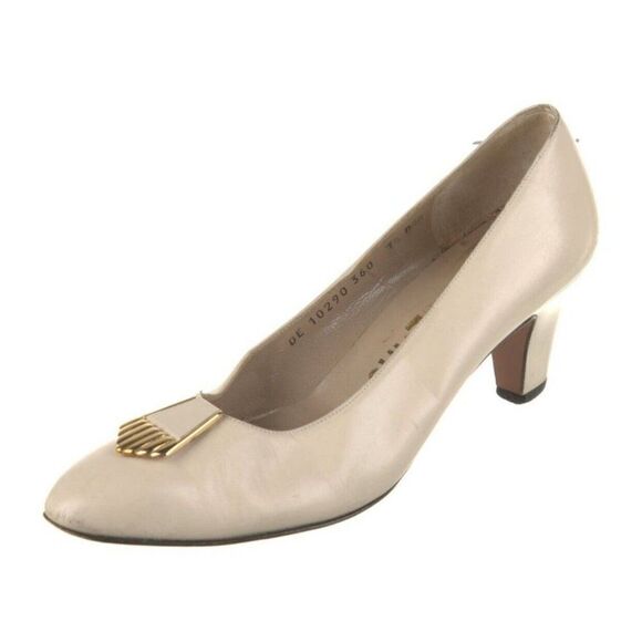 salvatore Ferragamo Authentic Ivory White Gold Mid Block Heels 7.5 AAA - Picture 1 of 8